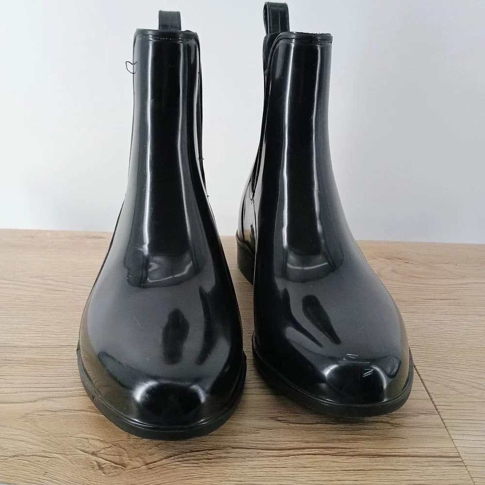 JCrew Shiny Black Rubber Rain Boots Chelsea Ankle Booties Womens SZ 6 Waterproof